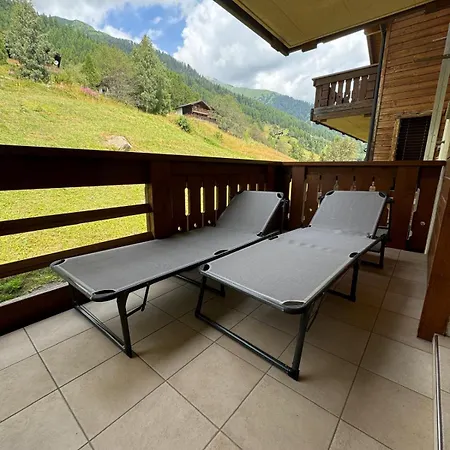 Cozy With Wellness In Goms