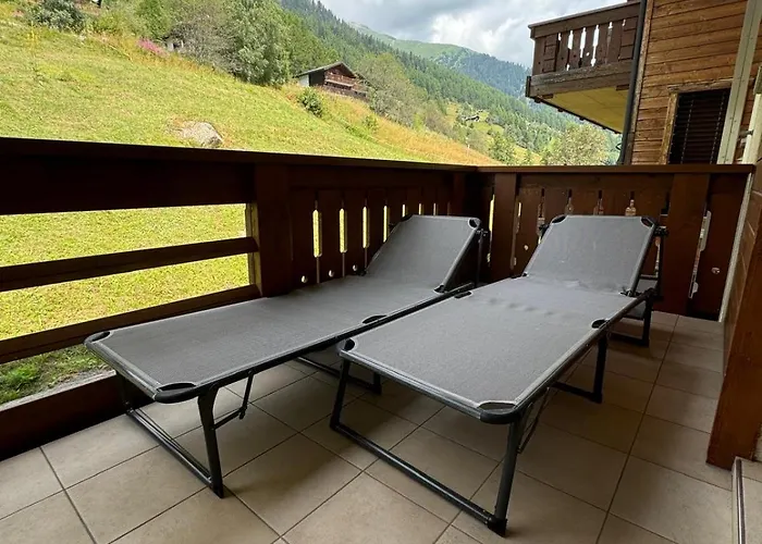 Cozy With Wellness In Goms